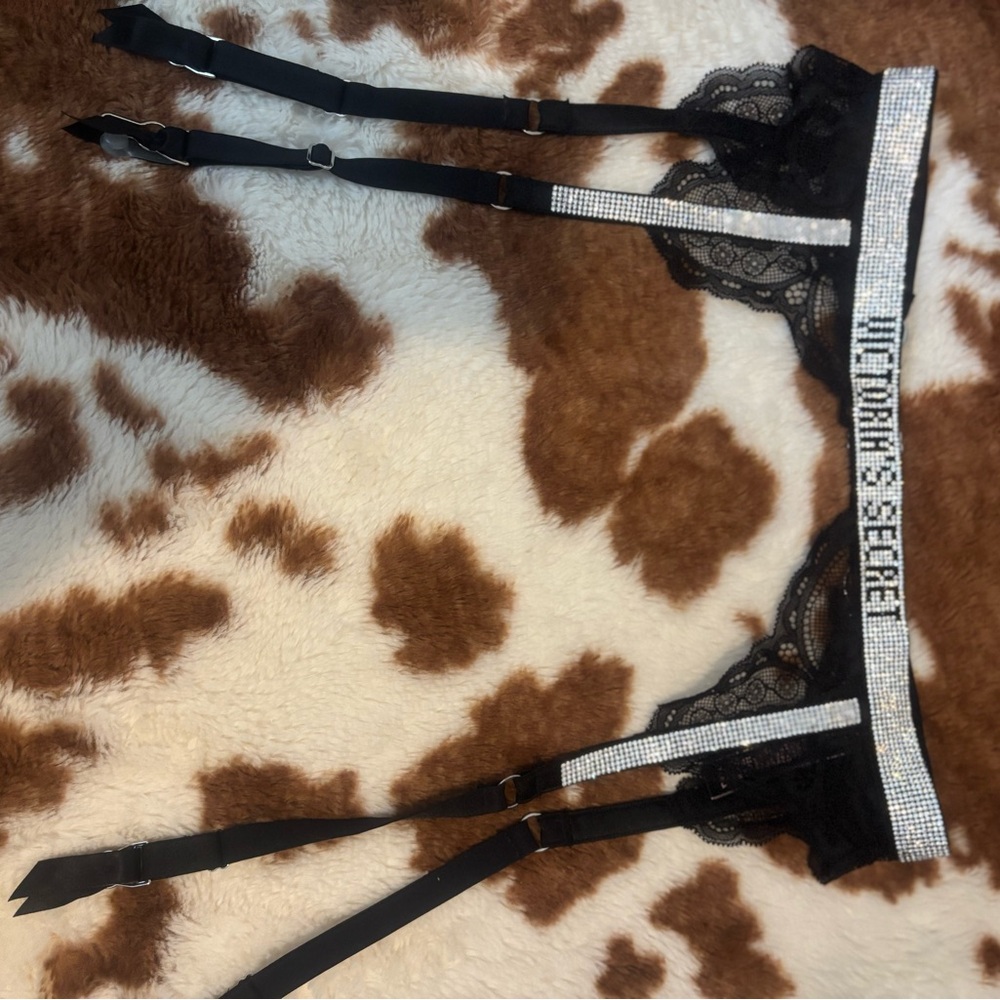Victoria's Secret Black Lace Garter Belt